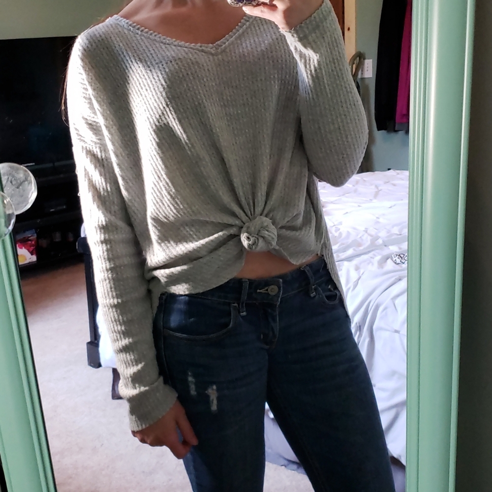 Wild Fable, Twist knot Front Long Sleeve shirt